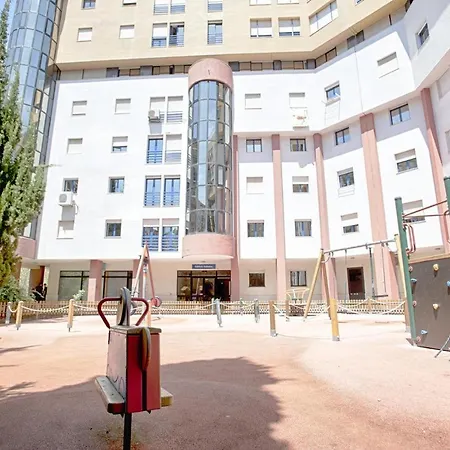 Green Executive Apartment In The Heart Of Lisbon-3